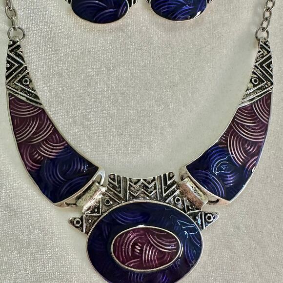 Thalia Sodi Jewelry - Thalia Sodi Enamel Bib Necklace, Silver-tone finish